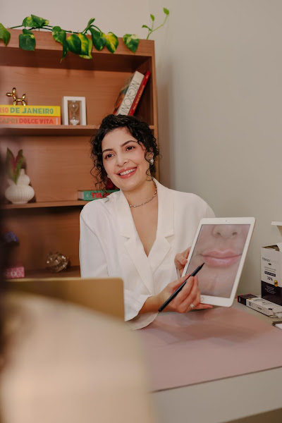 Foto 3 de Dra. Aline Rodrigues - Cirurgiã Dentista