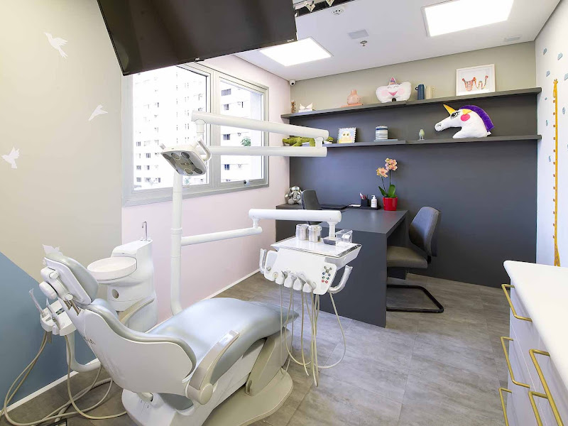 Foto 9 de Dra. Aline Trombini