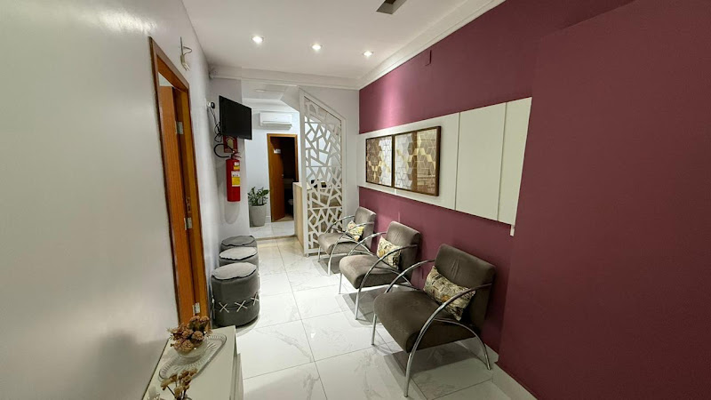 Foto 3 de Dra. Alinne Antunes | Cirurgiã Dentista | Especialista em dentística | Clínica Odontológica em Palmas