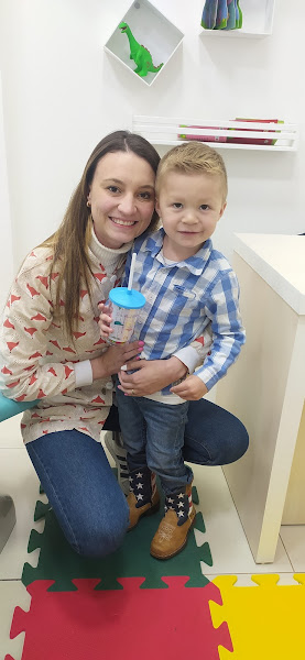 Foto 2 de Dra Alissa Salmon - Odontopediatria