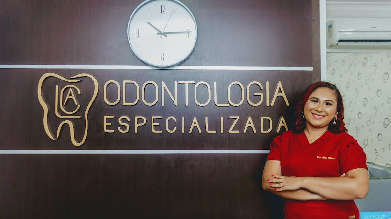 Foto 2 de Dra. Allen Gillian - endodontista e pós graduanda em Harmonização Orofacial