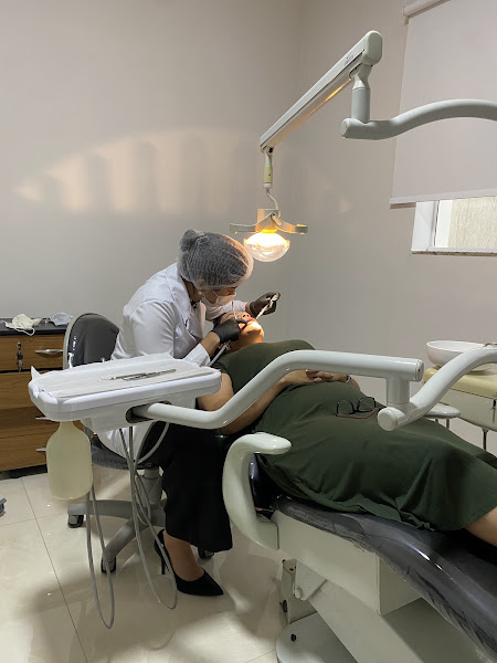 Foto 2 de Dra. Amanda Alves Rodrigues Dentista Anápolis