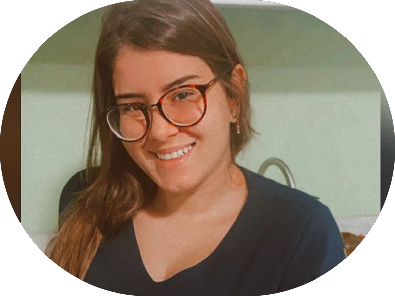 Foto 4 de Dra. Amanda Angelina - Bucomaxilofacial - Cirurgia Ortognatica - Reconstrução do maxilar - Remoção dos sisos - Disfunção ATM