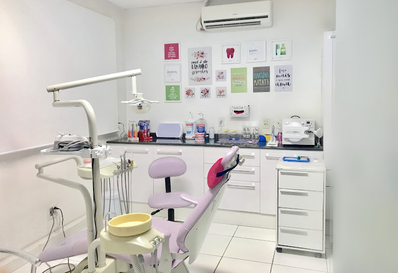 Foto 2 de Dra. Amanda Bertolino - Odontologia e Harmonização Facial