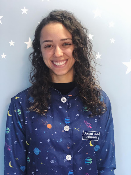 Foto 2 de Dra. Amanda Carneiro - Odontopediatra