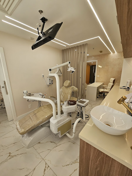 Foto 2 de Dra. Amanda Felizardo Magre, Dentista