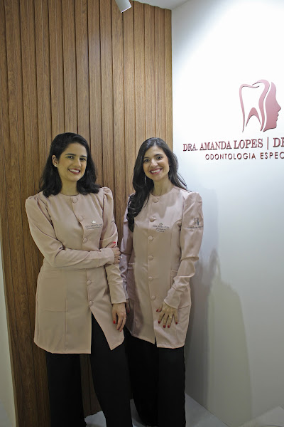Foto 3 de Dra. Amanda Lopes e Dra. Erika Zuin - Odontologia I Dentista I Estomatologista I Endodontista