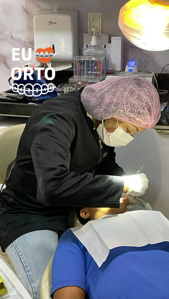 Foto 2 de Dra.Amanda Maylla Ortodontia e Estética