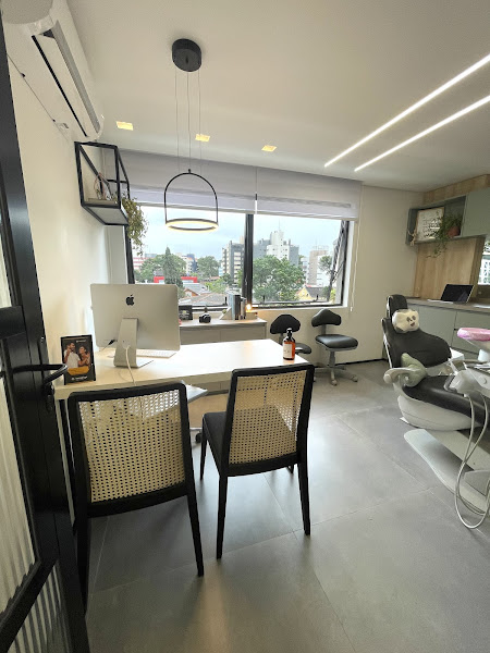 Foto 3 de Dra Amanda Peccin - Ortopedia Funcional dos Maxilares | Odontopediatria | Ortodontia - INVISALIGN | Laserterapia