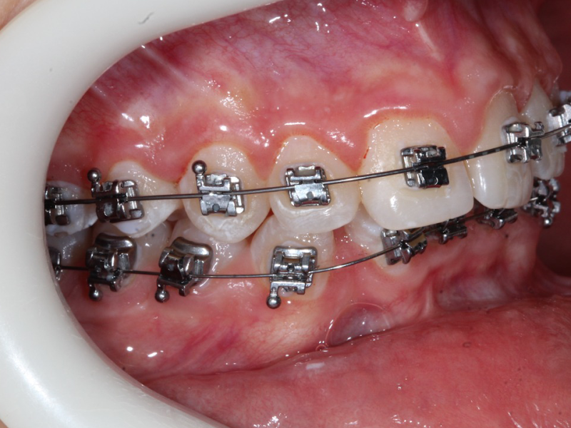 Foto de Dra Amanda Pimentel, Ortodontista