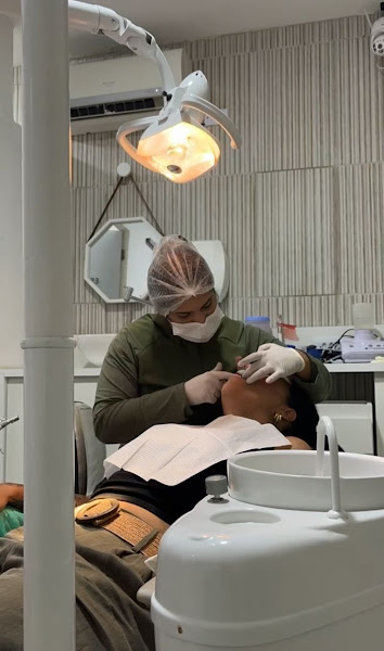 Foto 3 de Dra Amanda Souza em Recife Implante e Reabilitação Oral