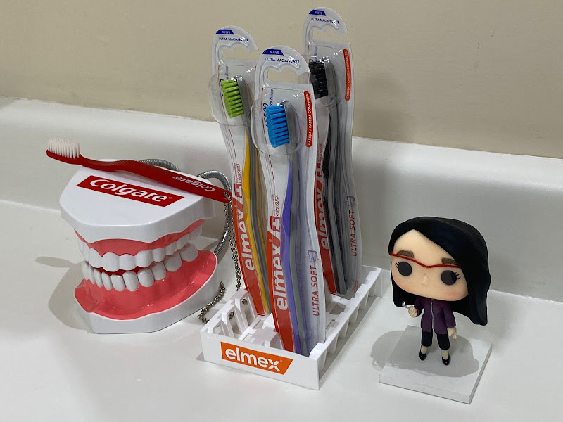 Foto 3 de Dra. Amanda Torres - Implantes | Próteses | Estética | Odontologia Especializada