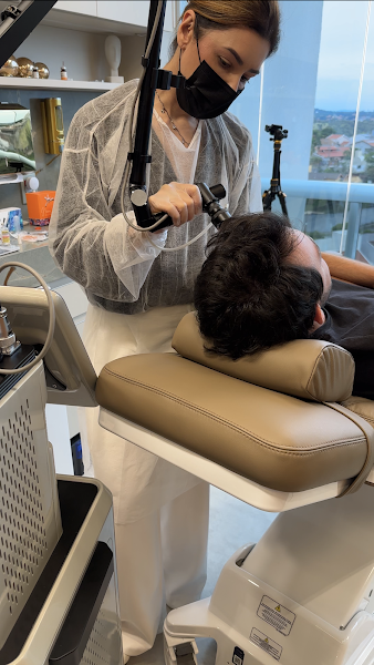 Foto 3 de Dra. Amelia Gizzi | Clínica Gizzi | Harmonização e Rejuvenescimento Facial | Otomodelação Definitiva