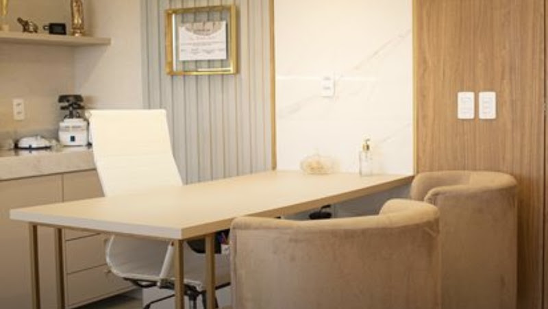 Foto 2 de Dra. Ana Bárbara Gonçalves- Odontologia Estética