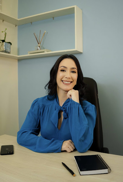 Foto 3 de Dra Ana Beatriz Rocha | Harmonização Orofacial e Endodontia