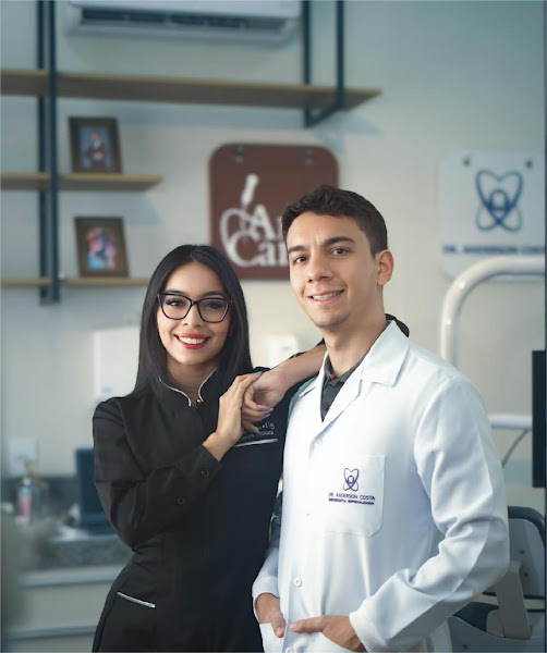 Foto 2 de Dra. Ana Canal e Dr Anderson Canal I Casal de Dentistas e Especialistas em Canal
