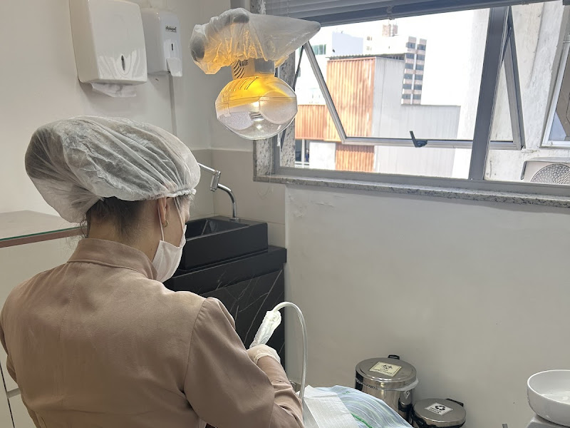 Foto 7 de Dra. Ana Carolina Azevedo - Dentista Divinópolis