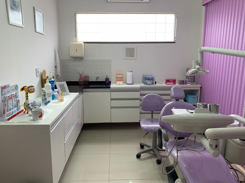 Foto 5 de Dra.Ana Carolina Romero- Dentista em Campo Grande-MS