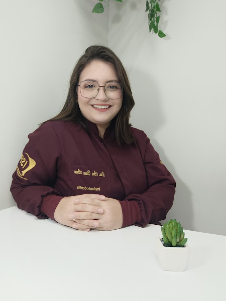 Foto 2 de Dra. Ana Clara Abreu | Dentista em Santos