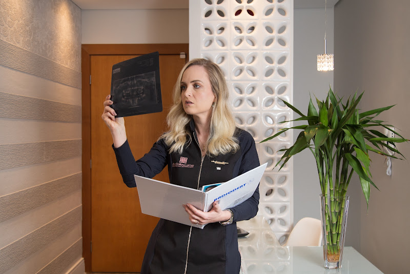 Foto 3 de Dra. Ana Cristina Lamac - Ortodontia / Invisalign