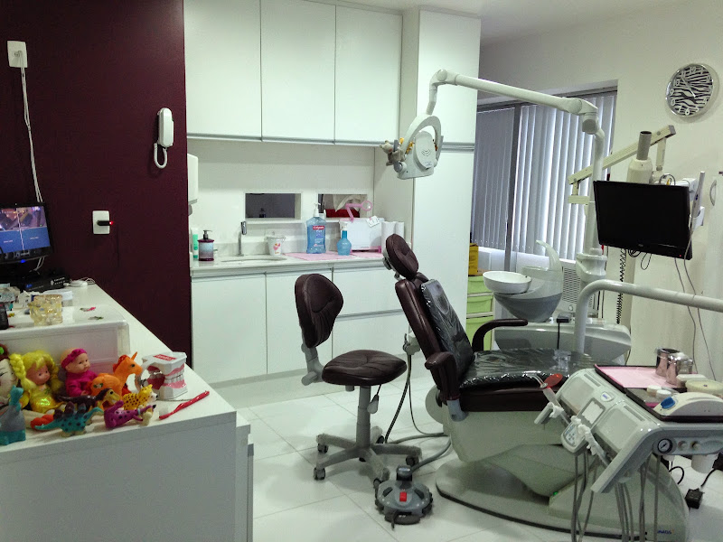 Foto 3 de Dra. Ana Cristina Matoso - Odontopediatria, Estética Dental e Laserterapia