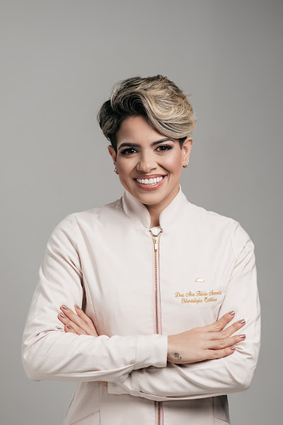 Foto 2 de Dra. Ana Flávia Azevedo | Facetas em Resina | Belo Horizonte