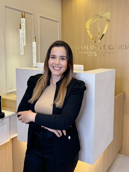 Foto 3 de Dra. Ana Flavia Teixeira Garcia - Harmonização Orofacial e Ortodontista