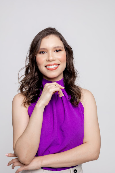 Foto 2 de Dra. Ana Lira Endodontia (Tratamento de Canal)