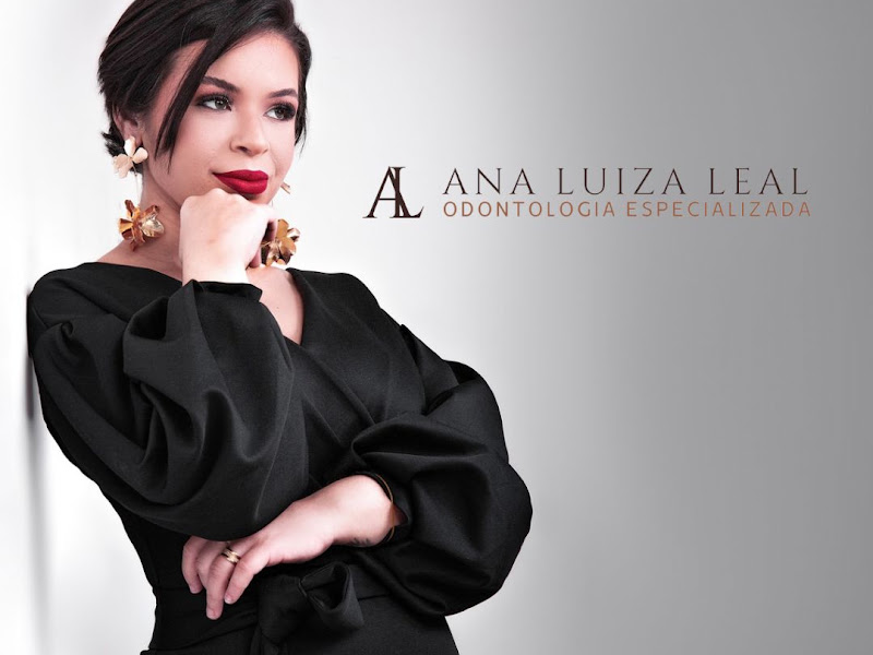 Foto de Dra. Ana Luiza Leal - IMPLANTES E PRÓTESES DENTÁRIAS