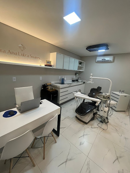 Foto 2 de Dra. Ana Luiza Soares de Faria Lino