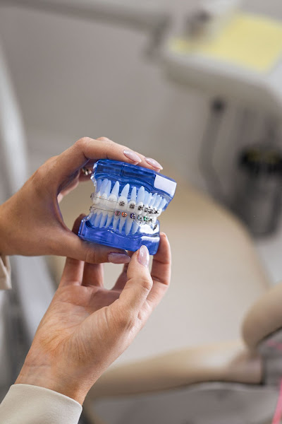 Foto 3 de Dra. Ana Paula Dall Onder - Ortodontista Invisalign