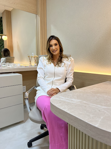 Foto 3 de Dra Anaís Menelli - Odontologia e Harmonização Facial