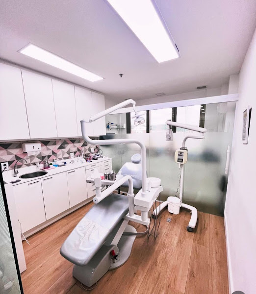 Foto 2 de Dra. Analice Martins Ortodontia Invisalign