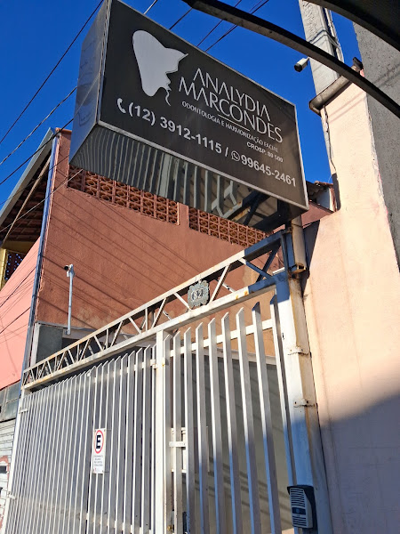Foto 3 de Dra. Analydia Marcondes Odontologia e Harmonização facial