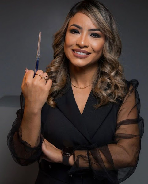 Foto 2 de Dra. Ananda Coutinho - Harmonização Facial