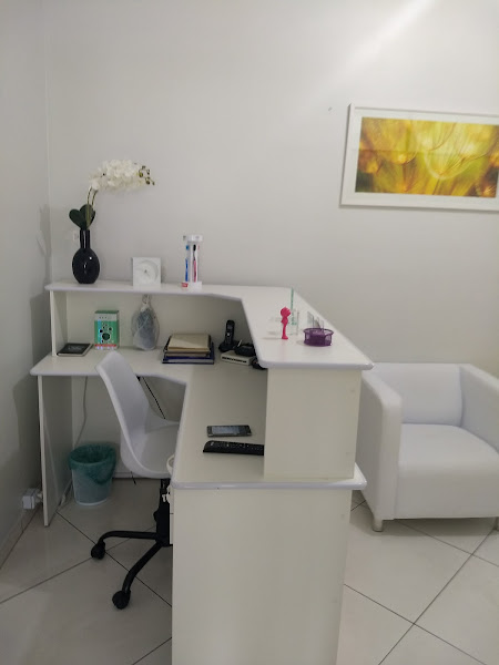 Foto 2 de DRA. ANDREA CHAHAD GARZON