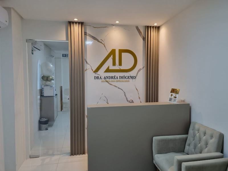 Foto de Dra. Andréa Diógenes | Cirurgiã - Dentista