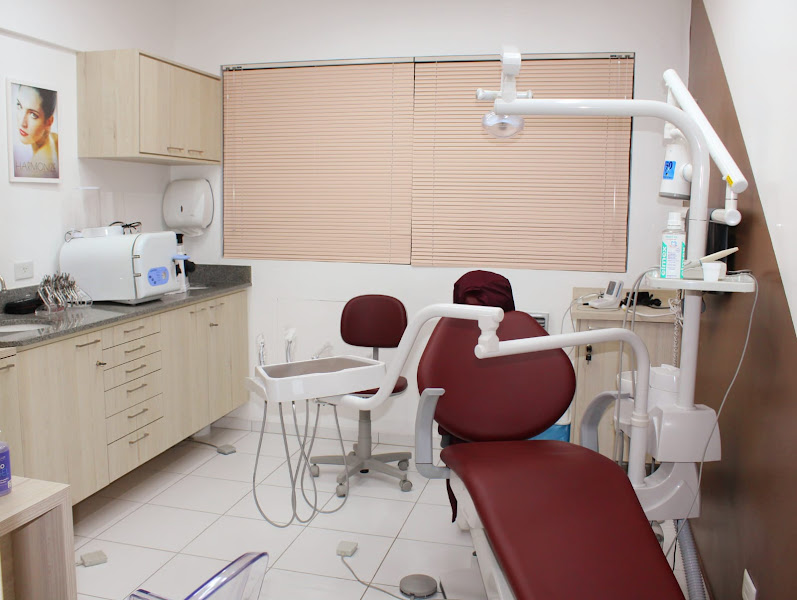 Foto 3 de Dra. Andrea Rocha - Especialista em Ortodontia, Endodontia e Toxina Botulínica