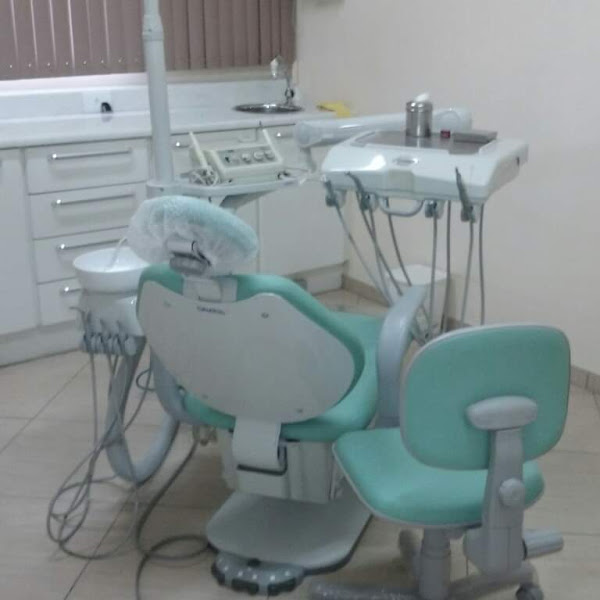 Foto 2 de Dra Andréia Castelo Branco de Almeida Odontologia