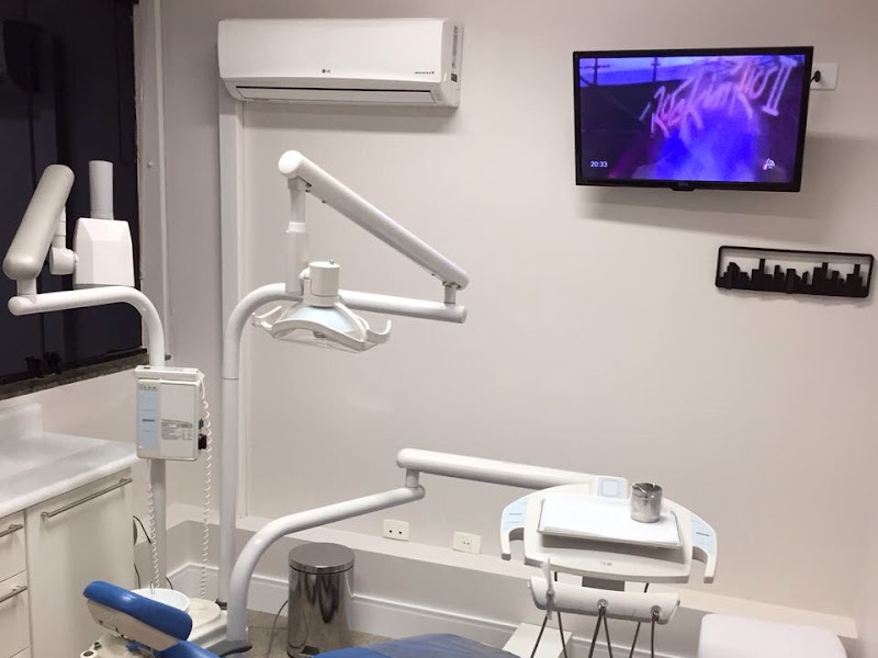 Foto 8 de Dra Andréia Castelo Branco de Almeida Odontologia