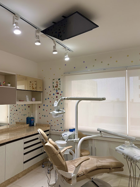 Foto 2 de Dra Andréia Girelli · Odontologia
