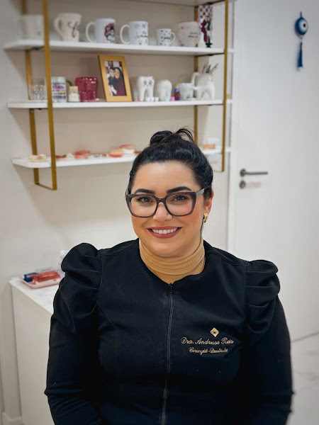 Foto 2 de Dra. Andressa Reis - Dentista - Praia Grande