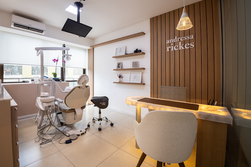 Foto 3 de Dra. Andressa Rickes - Odontologia Estética
