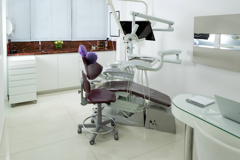 Foto 3 de Dra. Andressa Rohling, Dentista