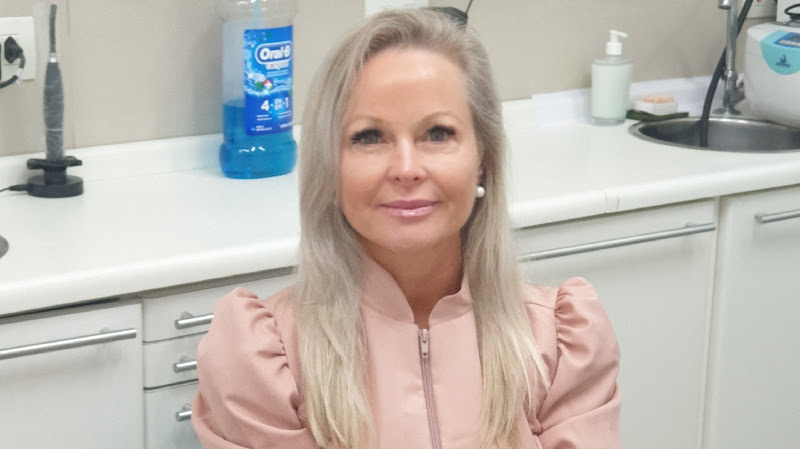 Foto 2 de Dra. Anemarie Auwarter Aimi - Clínica Odontológica & Harmonização Facial - CROSP 58009