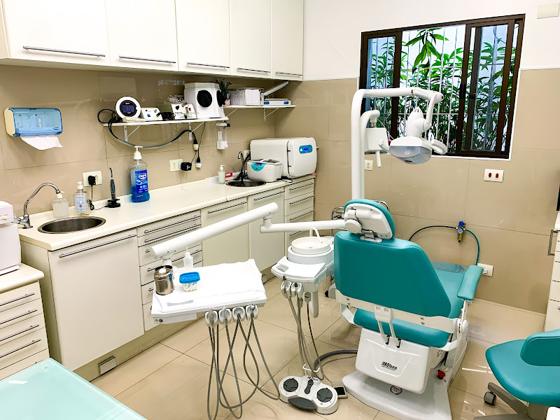 Foto 3 de Dra. Anemarie Auwarter Aimi - Clínica Odontológica & Harmonização Facial - CROSP 58009