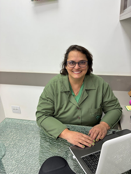 Foto 2 de Dra. Ângela Tupynambá | Dentista em Belo Horizonte | Prevenção | ATM | Clareamento | Aparelhos | Estética | Próteses