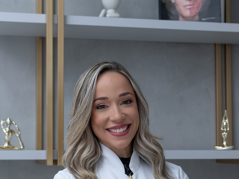 Foto 3 de Dra. Anna Bezerra | Cirurgiã Dentista