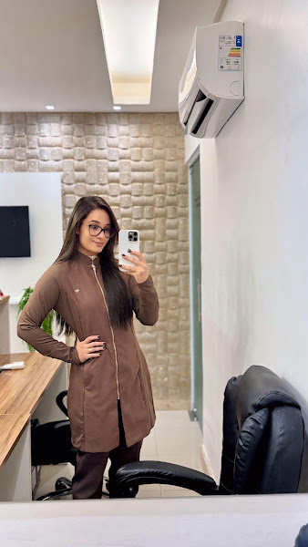 Foto 3 de Dra Anna Katharina - Dentista Extração - Siso - 24Horas