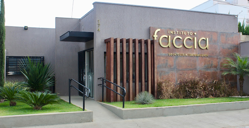 Foto 2 de Dra. Anne Oliveira